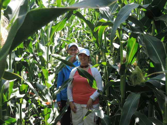 Sandrine et moi-même au champ aux Etats-Unis.